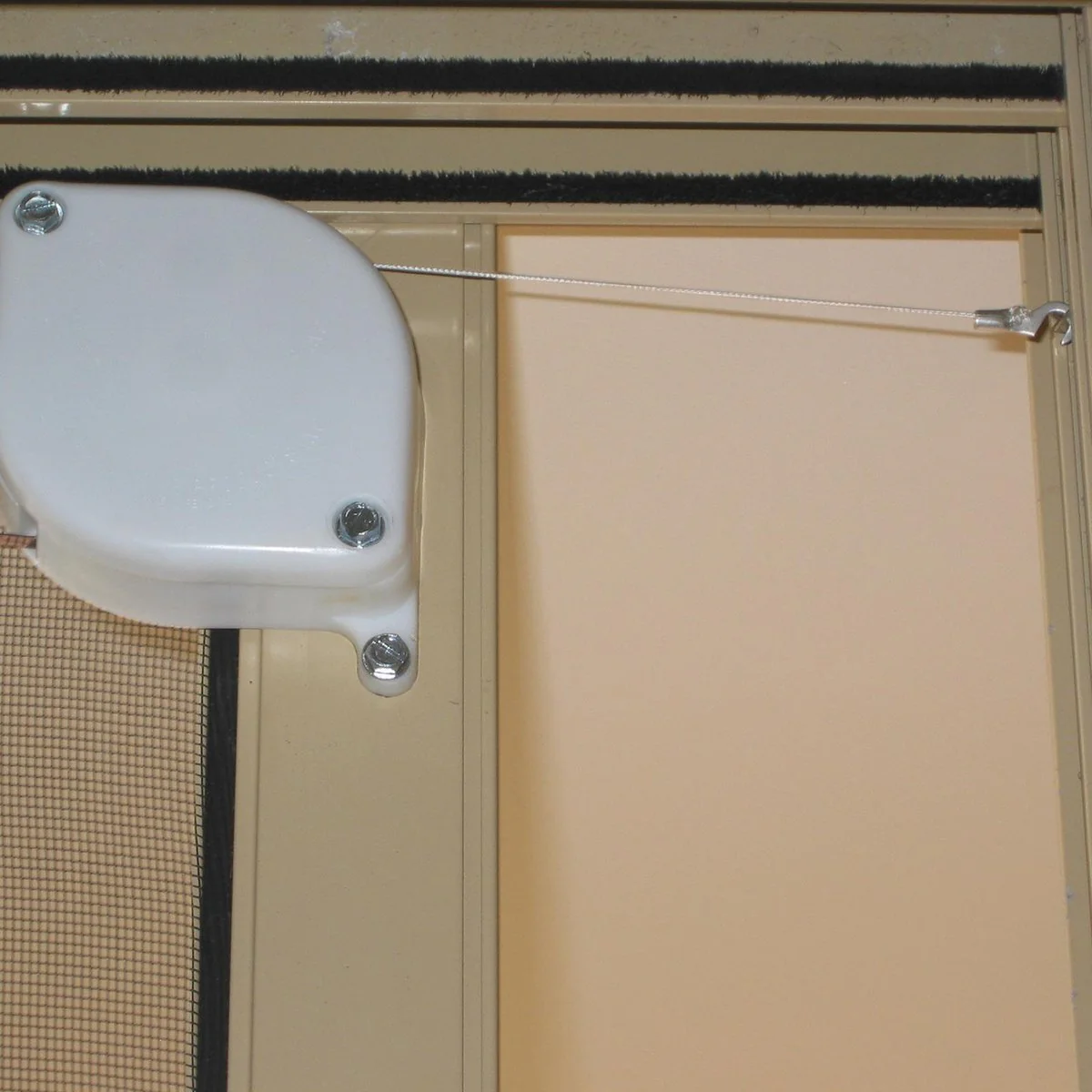 Adoored Ezi Close Screen Door Closer - 91mm - Plastic - Easy Installation - Image 4