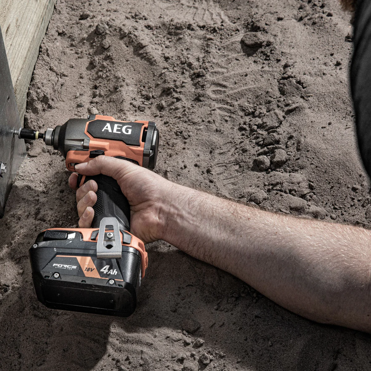 AEG 18V Brushless Impact Driver - 139mm - Tool Only - 3 Speed Settings - Image 3