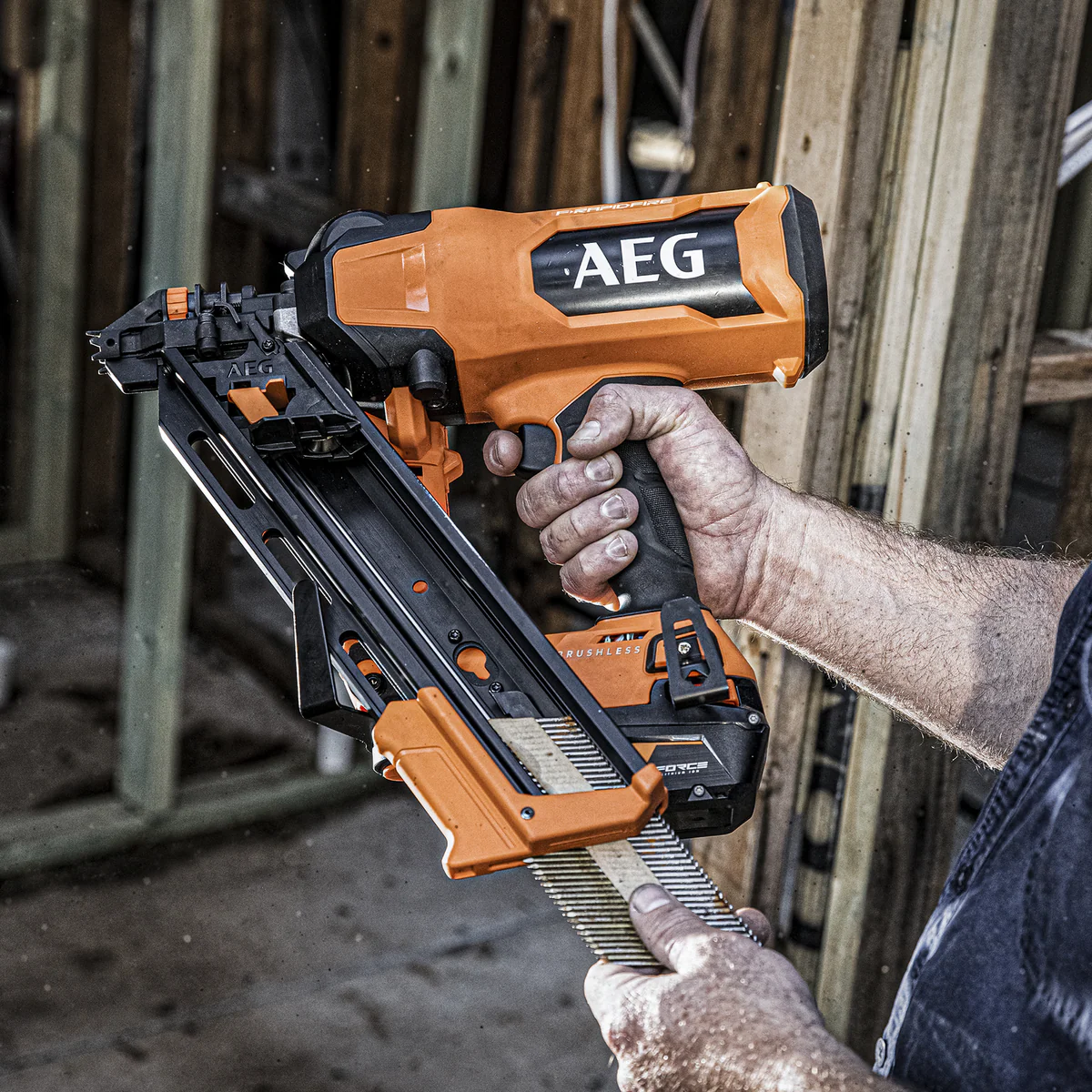 AEG 18V F-RAPID Framing Nailer Skin - 10GA - 30°-34° - 4.4kg - Efficient Firing - Image 4