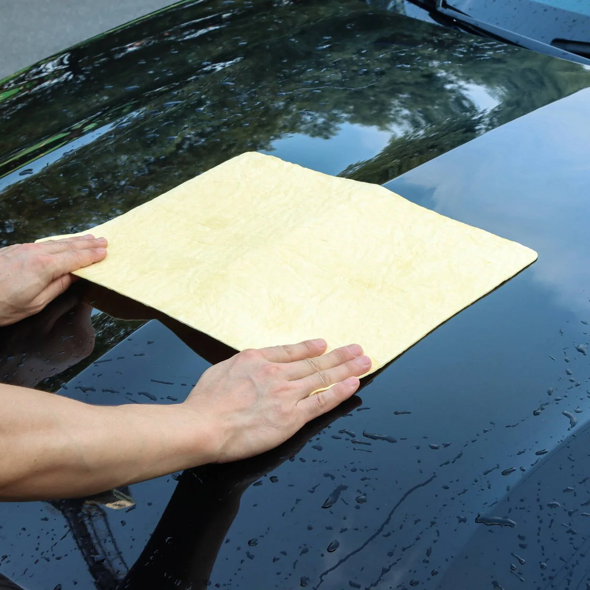 All Set Synthetic Chamois Cleaning Cloth - 43 x 32cm - Gold - Highly Absorbent - Image 5