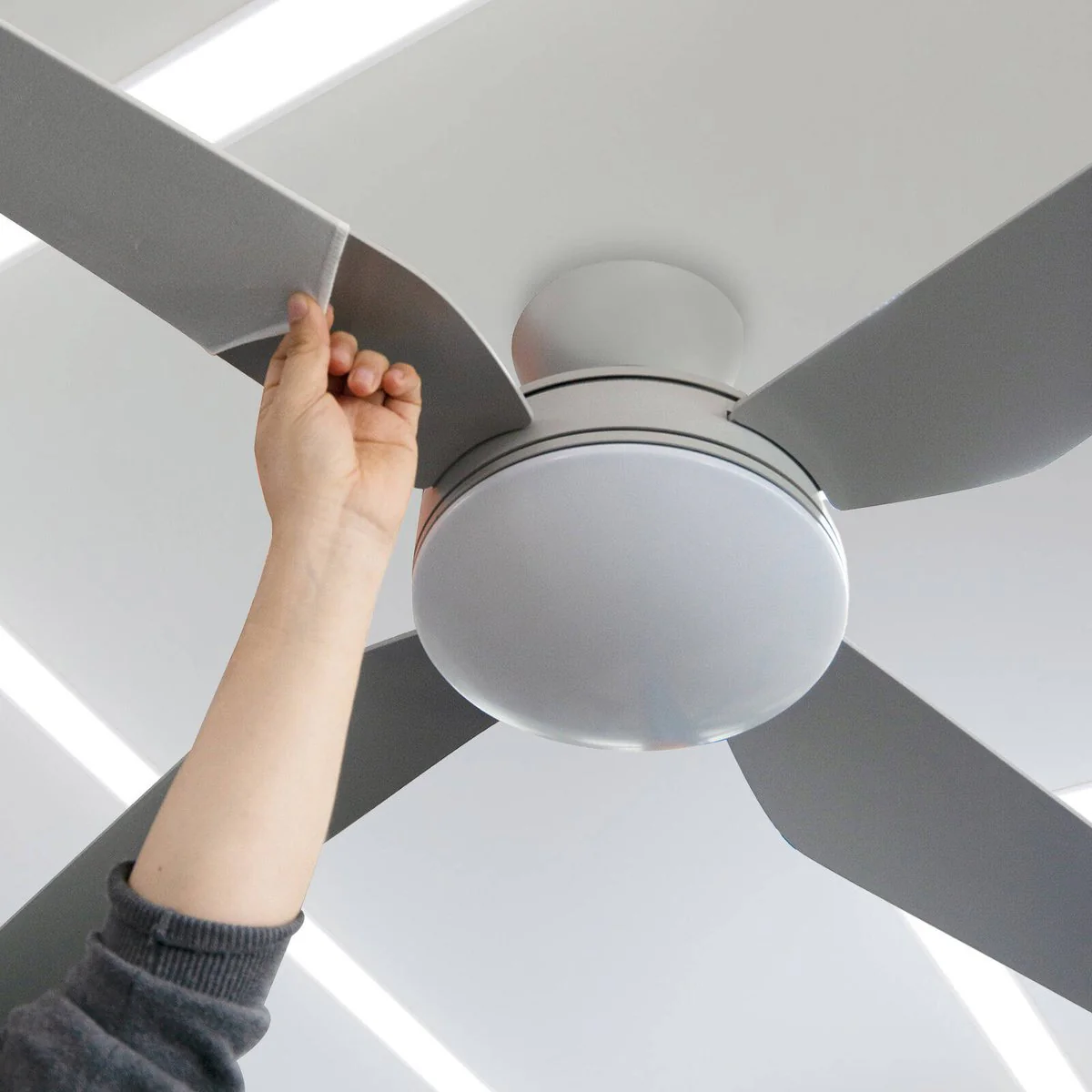 Arlec Ceiling Fan Blade Sleeve - 4 Pack - Nylon - Washable - Image 4