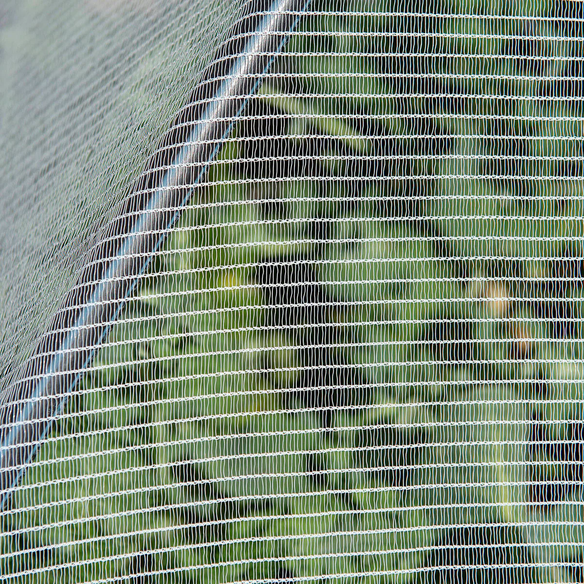 Backyard Farmer Anti Bird Net - 10 x 10m - 5mm - UV-Resistant - White - Easy Installation - Image 2