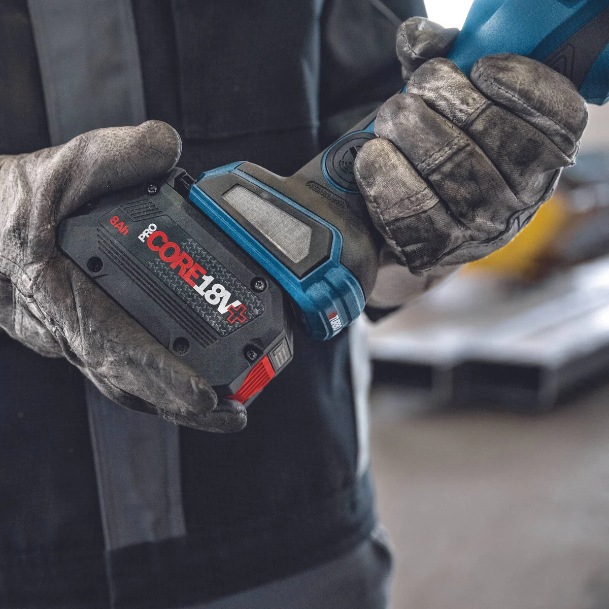 Bosch 18V Professional Battery Procore Plus 8.0Ah 1600A02X00 - 71% Longer Runtime - Tabless Cell Technology - COOLPACK 2.0 - Image 2