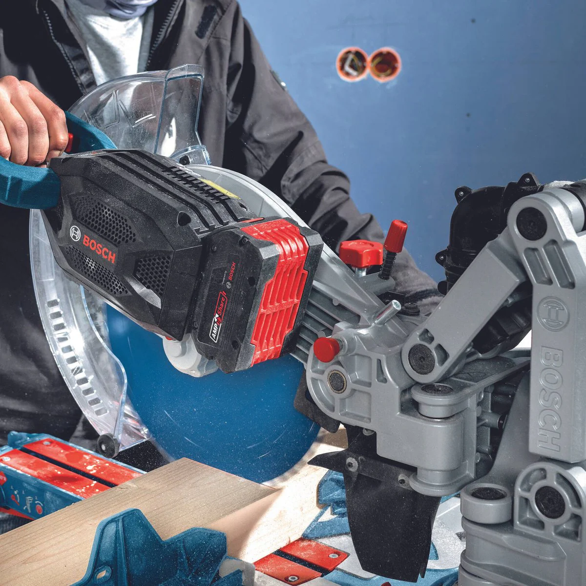 Bosch 18V Professional Battery Procore Plus 8.0Ah 1600A02X00 - 71% Longer Runtime - Tabless Cell Technology - COOLPACK 2.0 - Image 5