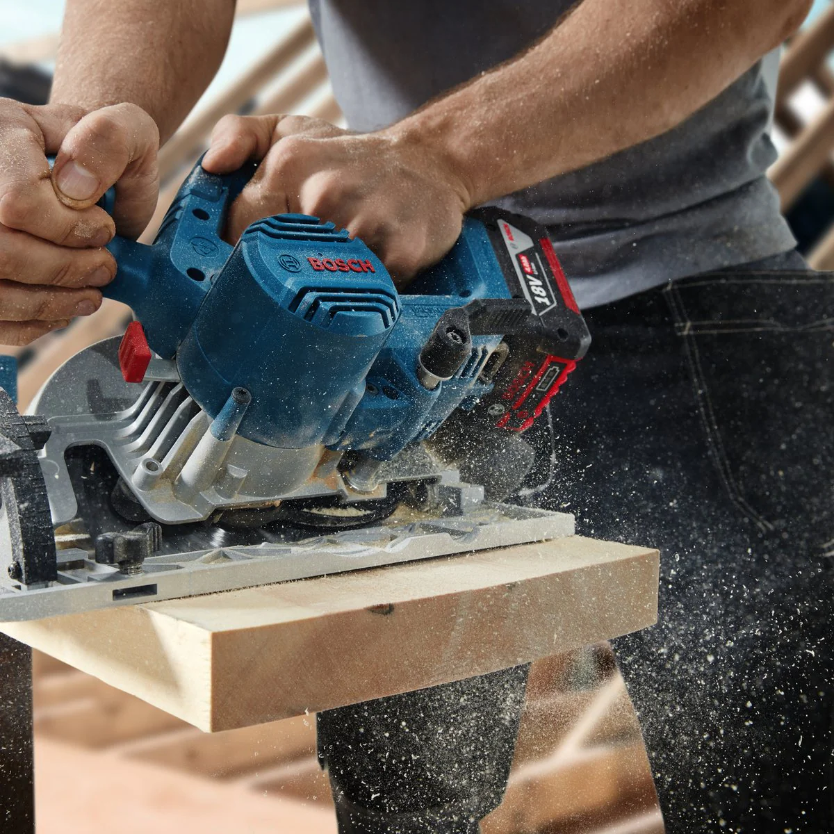 Bosch 18V Professional Circular Saw 165mm 5.0Ah Kit - Compact - Efficient Cutting - Image 3