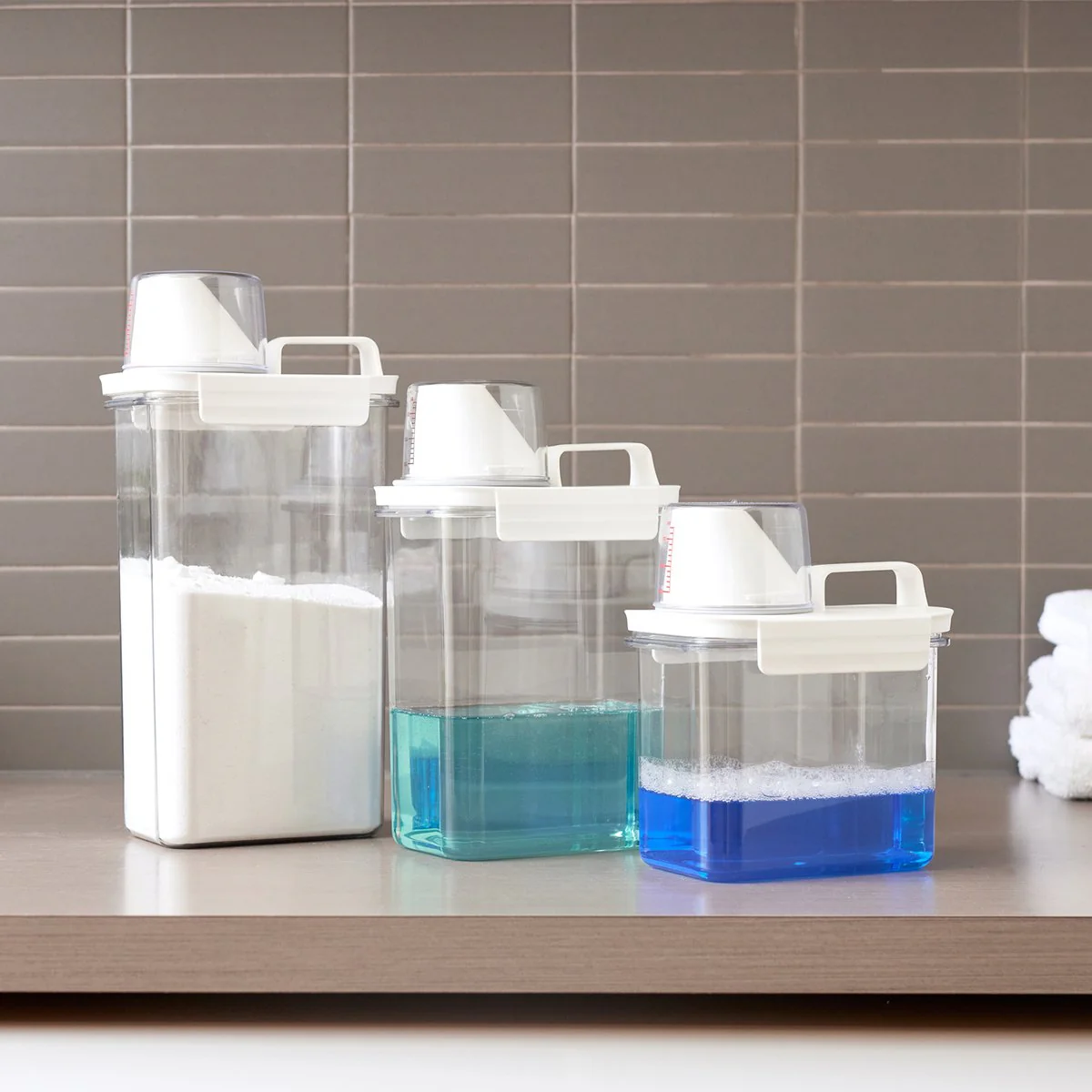 Boxsweden 2.3L Large Crystal Laundry Container - Clear - Airtight Design - Image 4