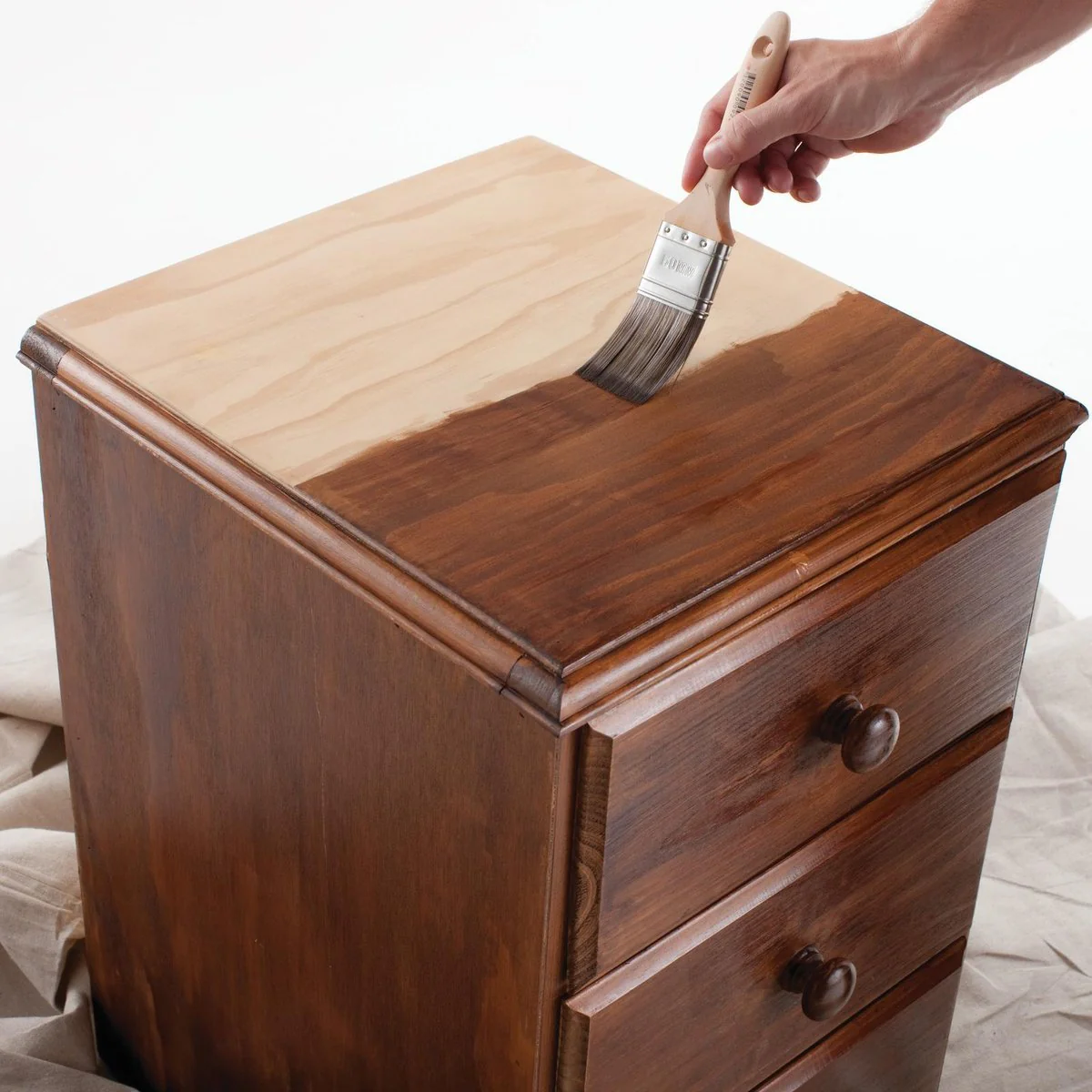 Cabot Walnut Interior Stain - 250ml - Oil Based - Deep Penetration - Image 2