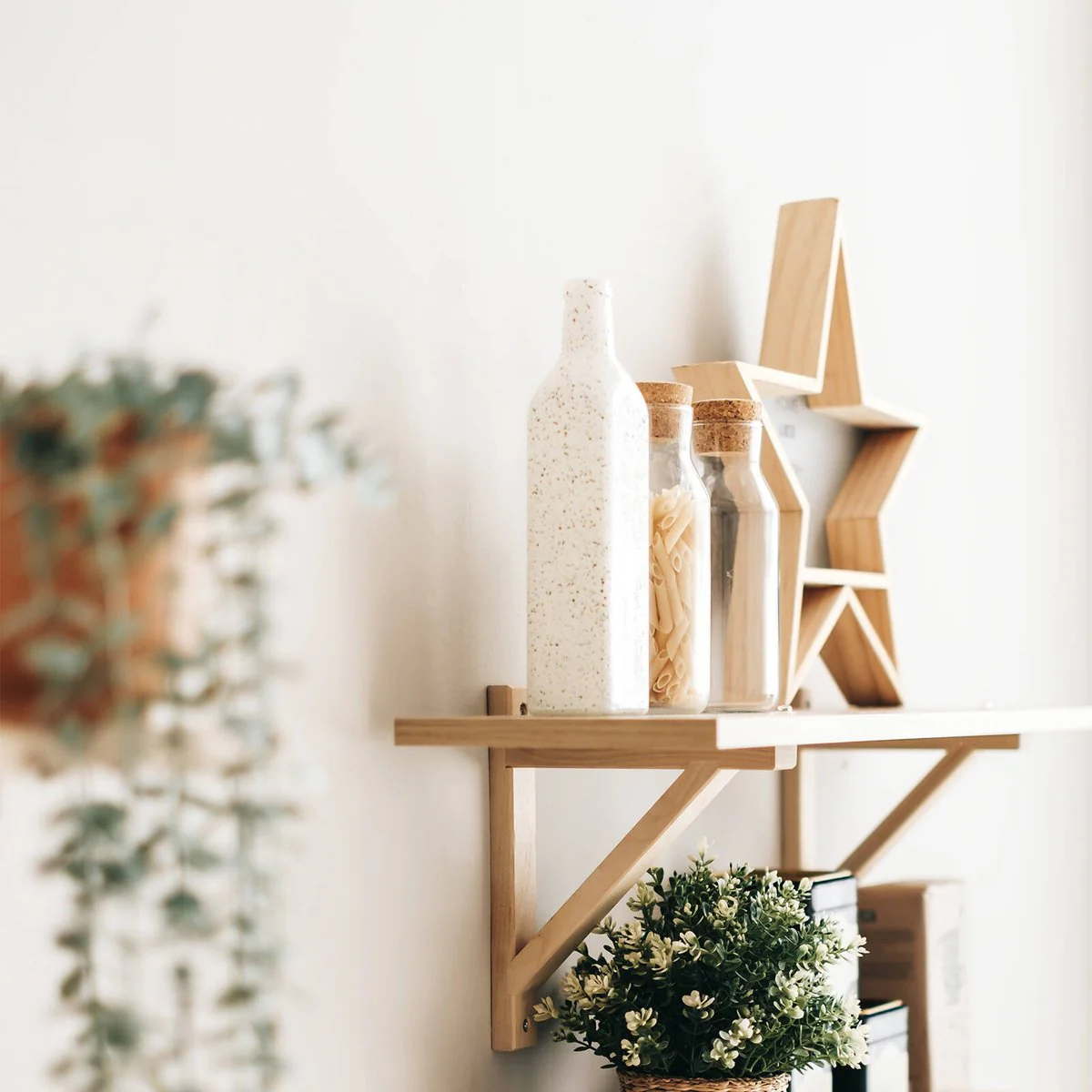 Carinya Stayed Bracket - 210 x 170mm - Raw Pine - DIY Design - Image 3