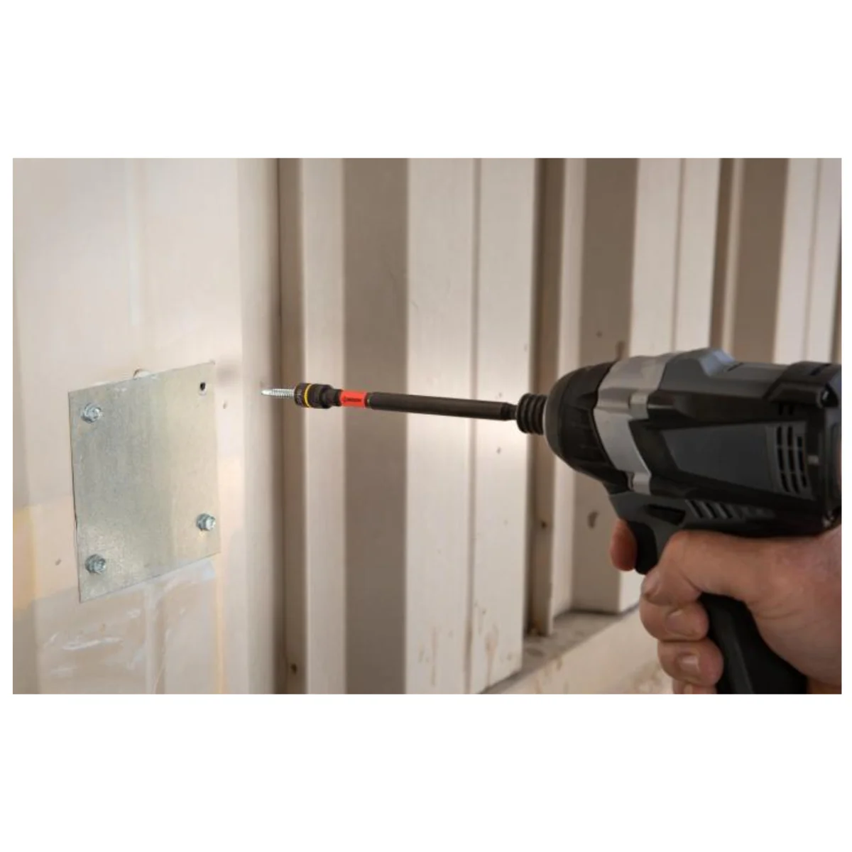 Crescent Bolt Biter Magnetic Impact Nut Driver & Extractor 5/16" x 6" - Bi-Directional, Strong Magnet - Image 4