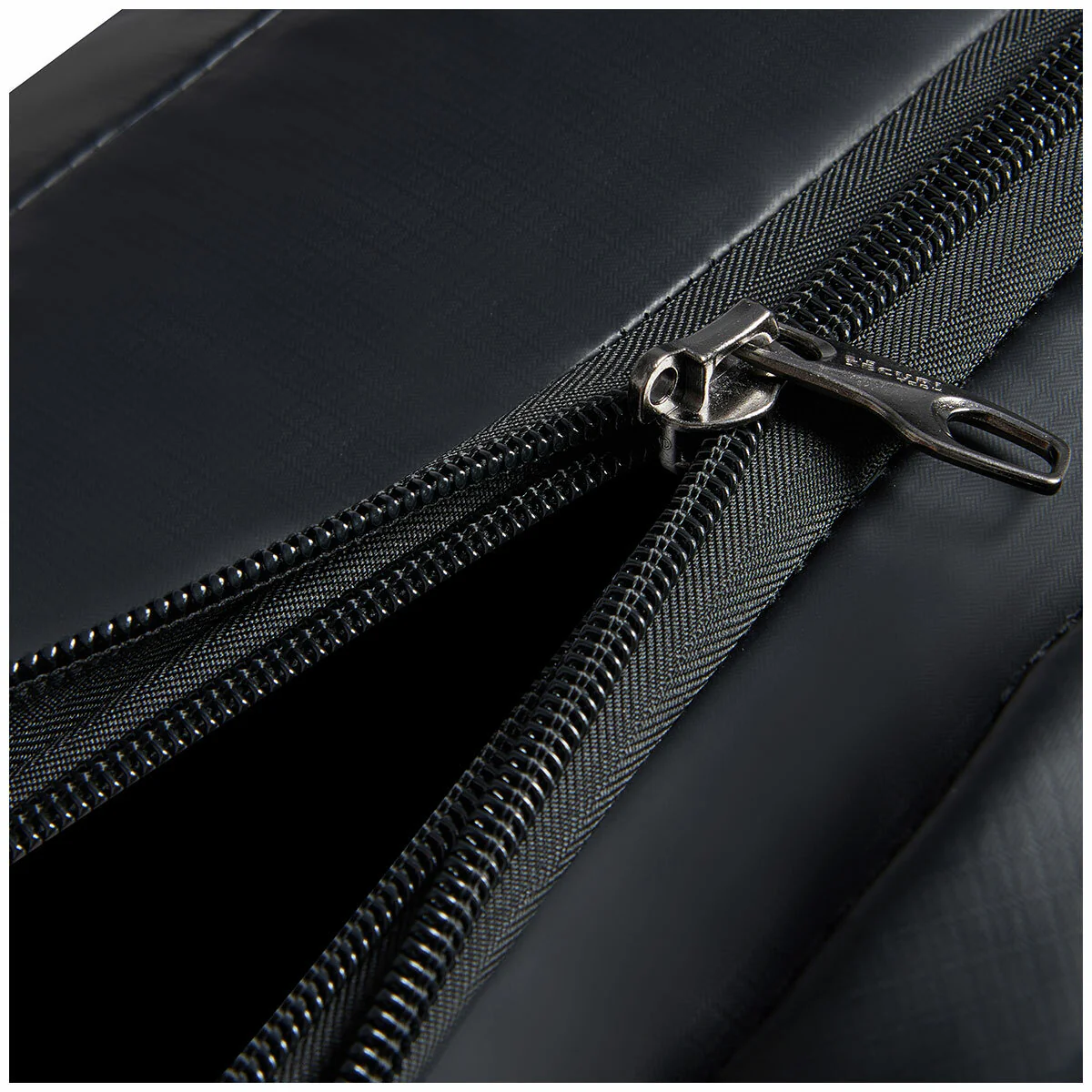 Delsey Raspail Wheeled Duffle Bag 64cm Black Polyester Capacity 55L - Image 8