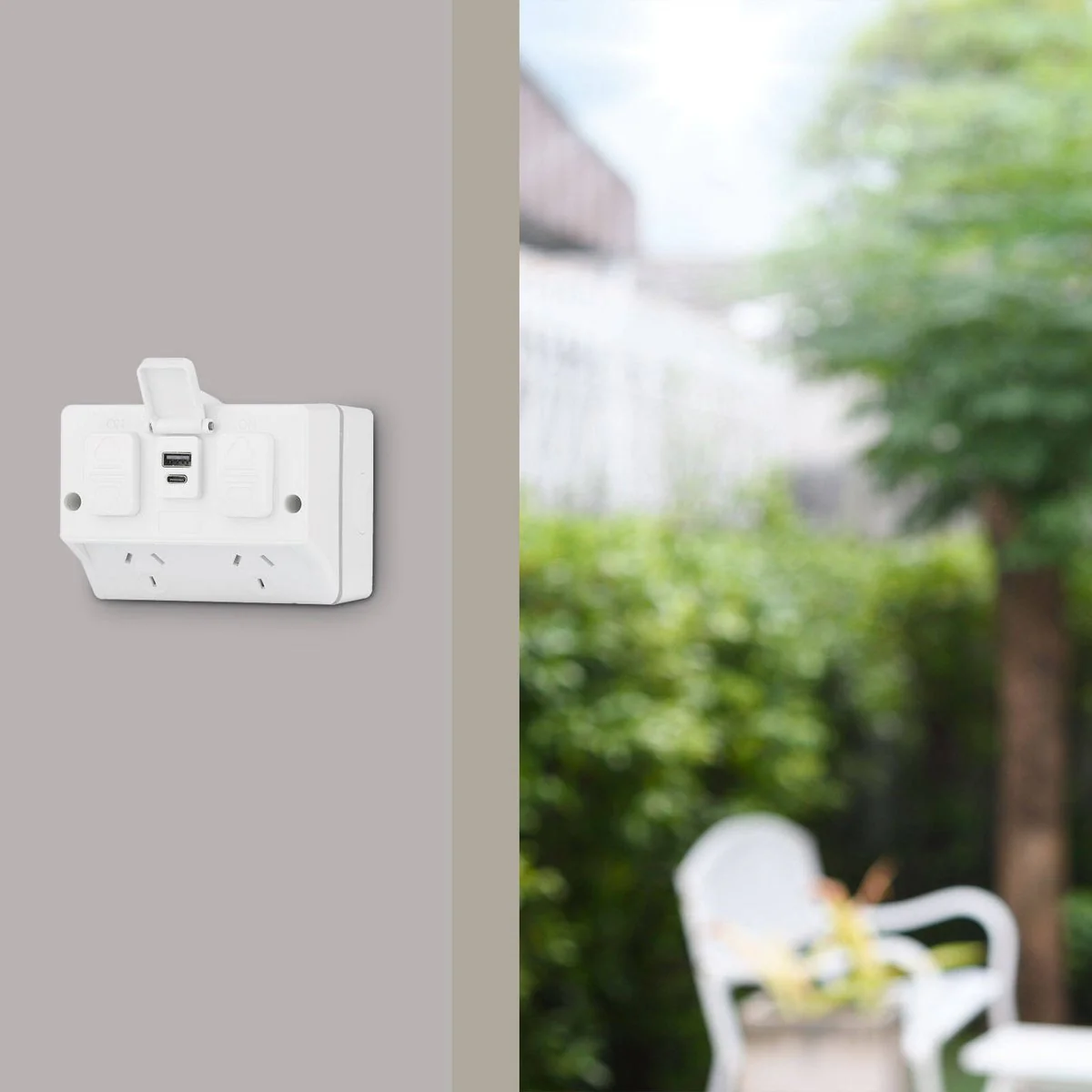 Deta Outdoor Double Power Point - IP54 - 2 Sockets - 3.4A USB - 115mm x 85mm x 83mm - Image 3