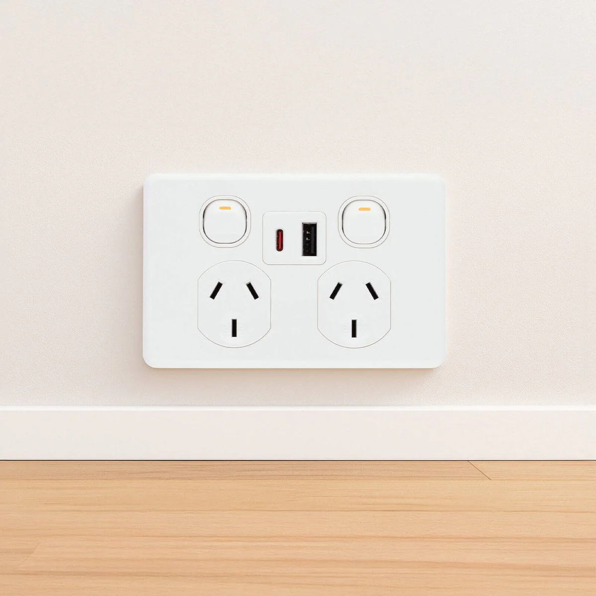 Deta x6 Double Power Point with USB A+C PD30W - 2 Outlets - 50mm x 74mm x 115mm - Image 4
