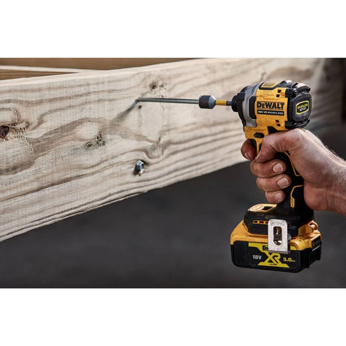 Dewalt 18V XR Li-Ion Cordless Brushless 3 Speed Compact Impact Driver - Image 4
