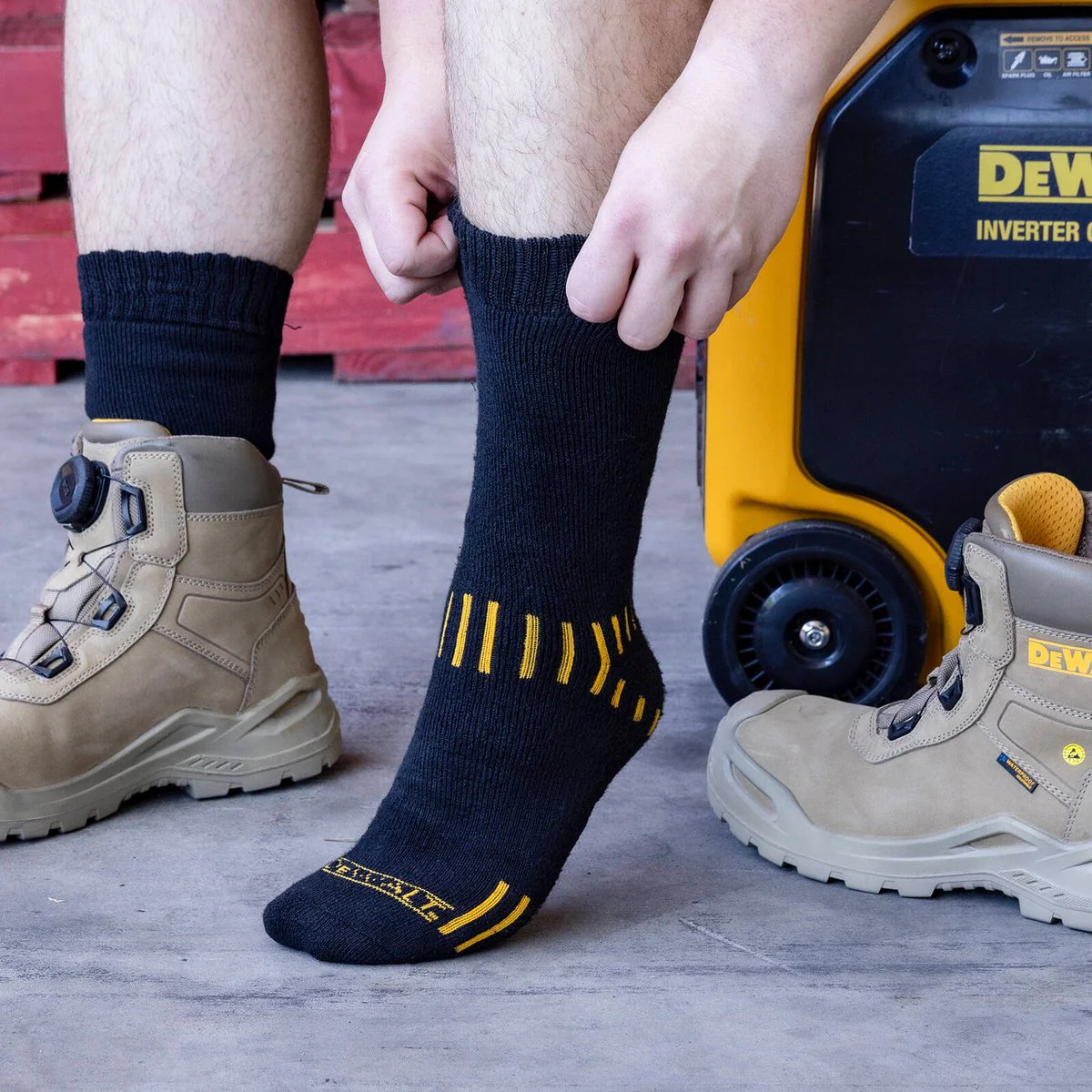 Dewalt Work Cotton Socks 2 Pack Crew Size 10-13 - Moisture Control, Comfort - Image 2