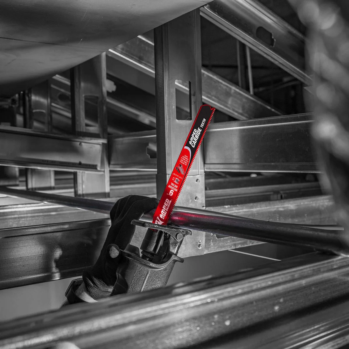Diablo 9 Amped Demo Demon Carbide Reciprocating Saw Blade 3 Pack - 33.02mm x 260.35mm - Medium Metal Cutting - Image 3