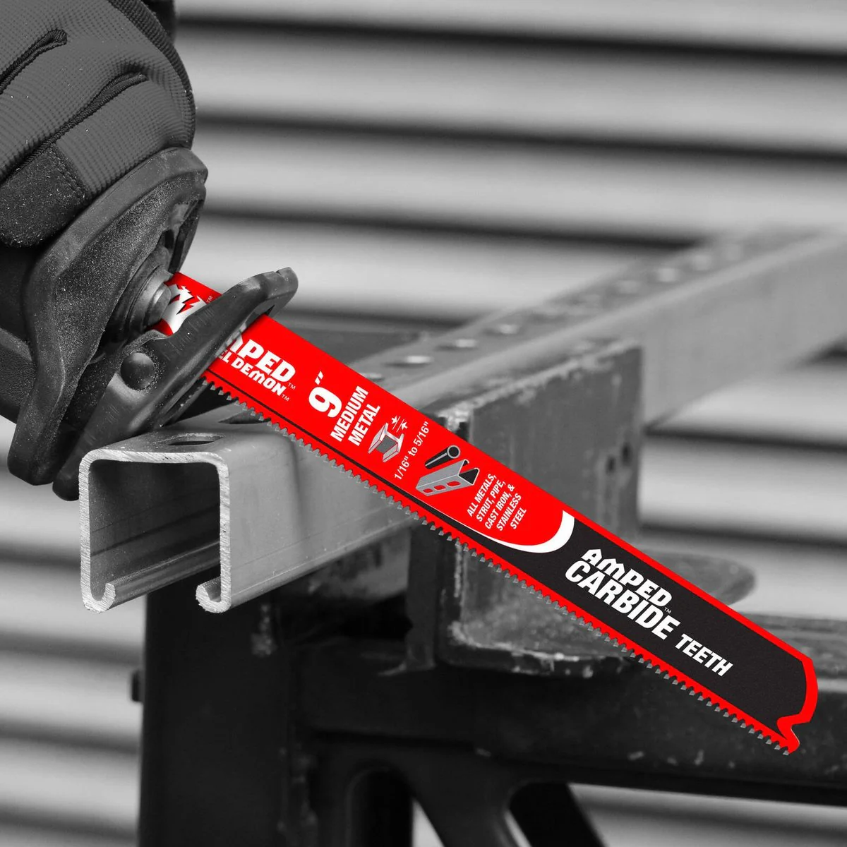 Diablo 9 Amped Demo Demon Carbide Reciprocating Saw Blade 3 Pack - 33.02mm x 260.35mm - Medium Metal Cutting - Image 4