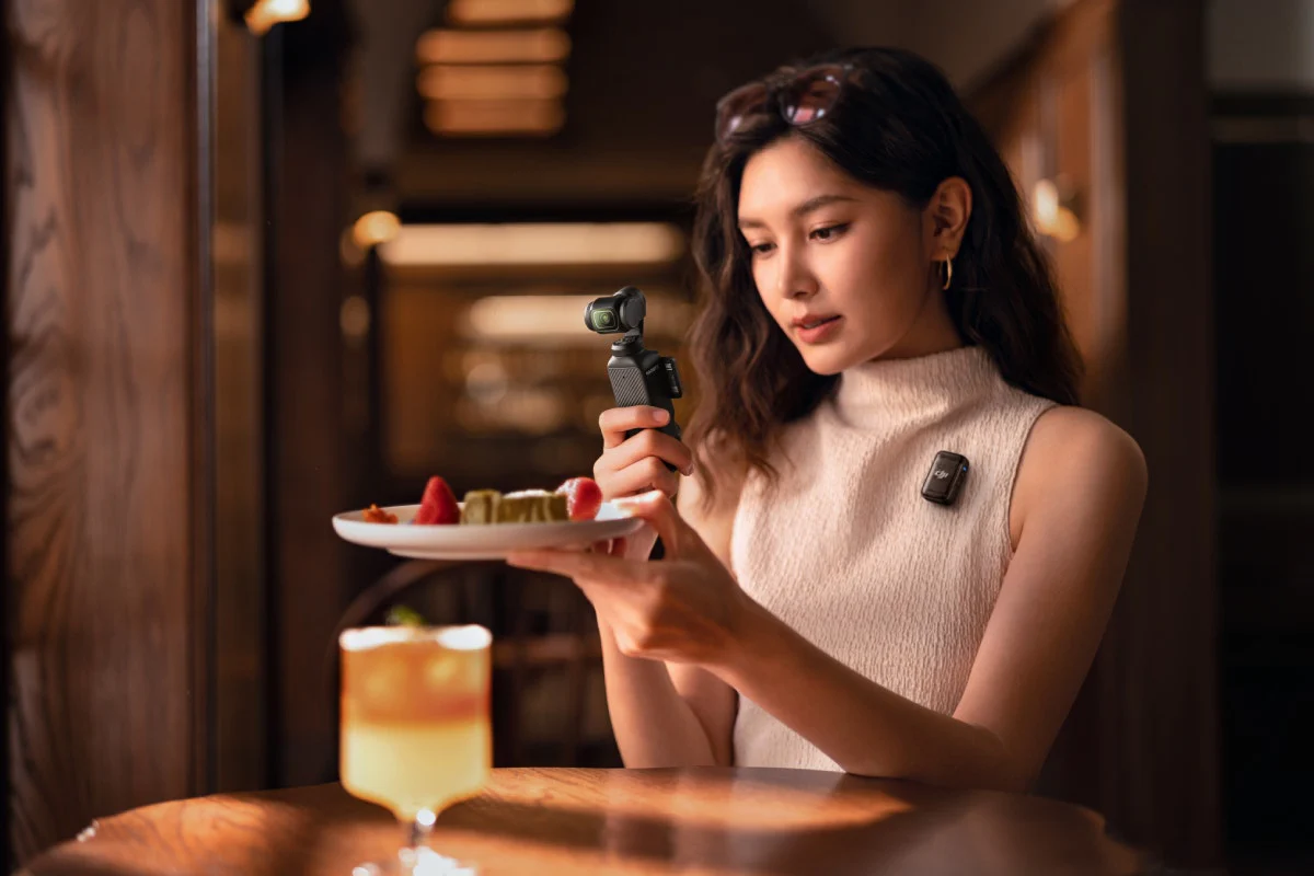 DJI Osmo Pocket 3 Creator Combo 4K Action Camera - Image 4