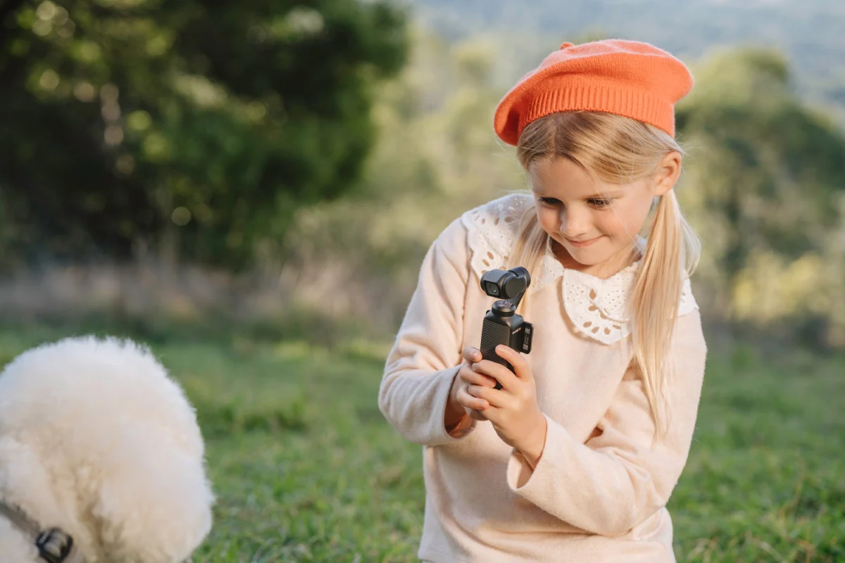 DJI Osmo Pocket 3 Creator Combo 4K Action Camera - Image 8