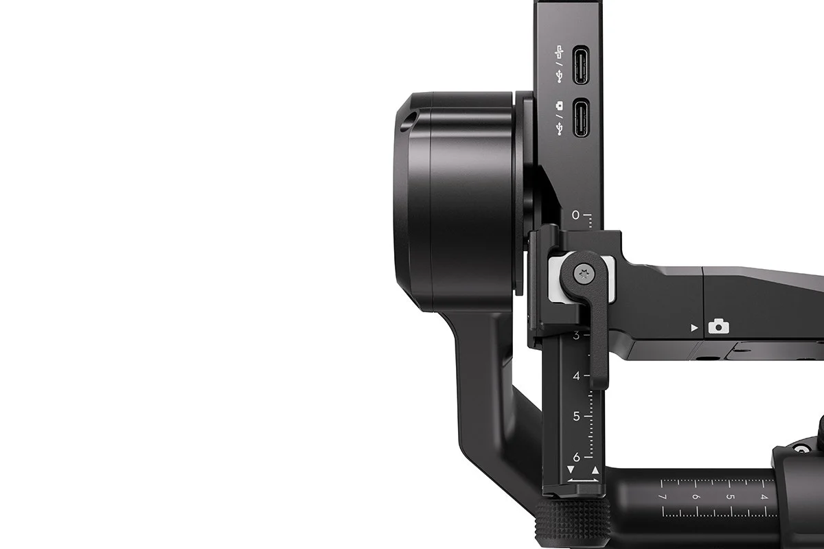 DJI RS 5 Combo Gimbal Stabiliser for DSLR and Mirrorless - Image 21