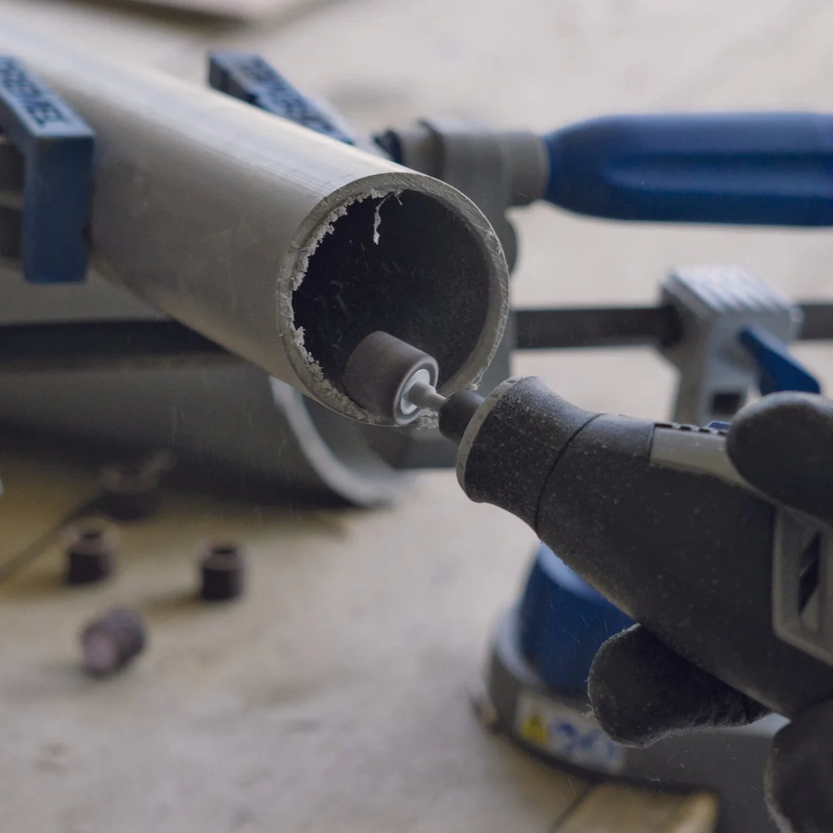 Dremel 4V 7760 Lite Cordless Rotary Tool Kit - 140mm x 195mm - Grey - Lightweight - Image 3