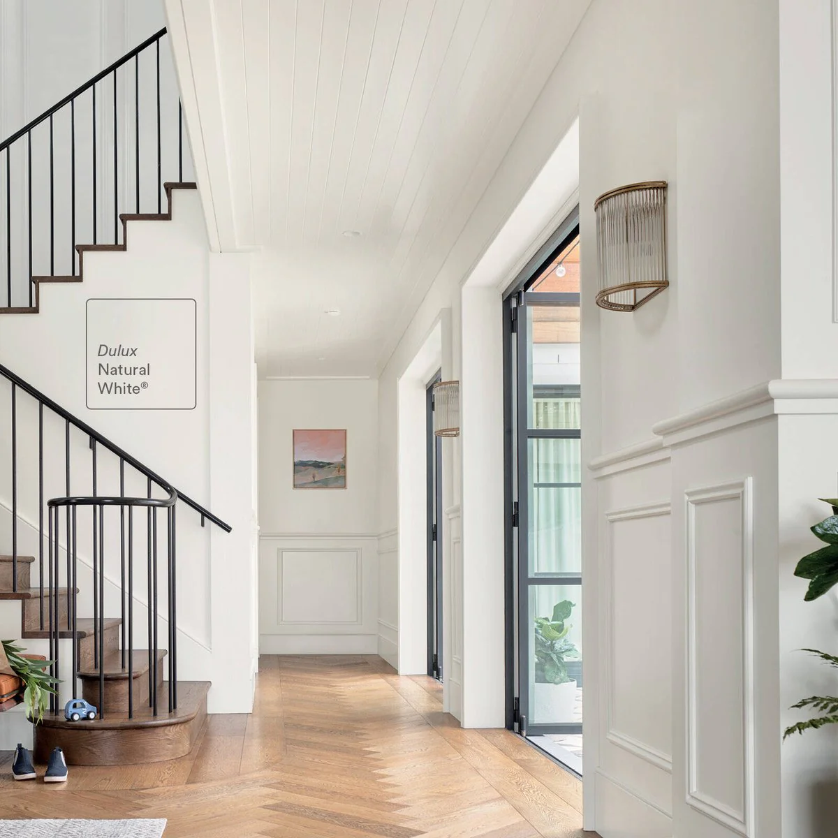 Dulux Interior Paint Wash Wear Low Sheen 4L Natural White - 16m² Coverage - Mould Resistant - Image 2