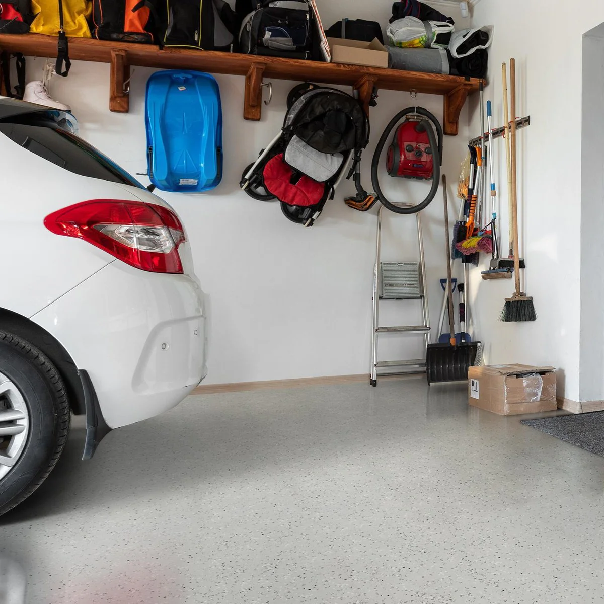 Dy-Mark Garage Floor Epoxy Coat - 8L - Paint - Carrara Grey - Interior Use - Image 3