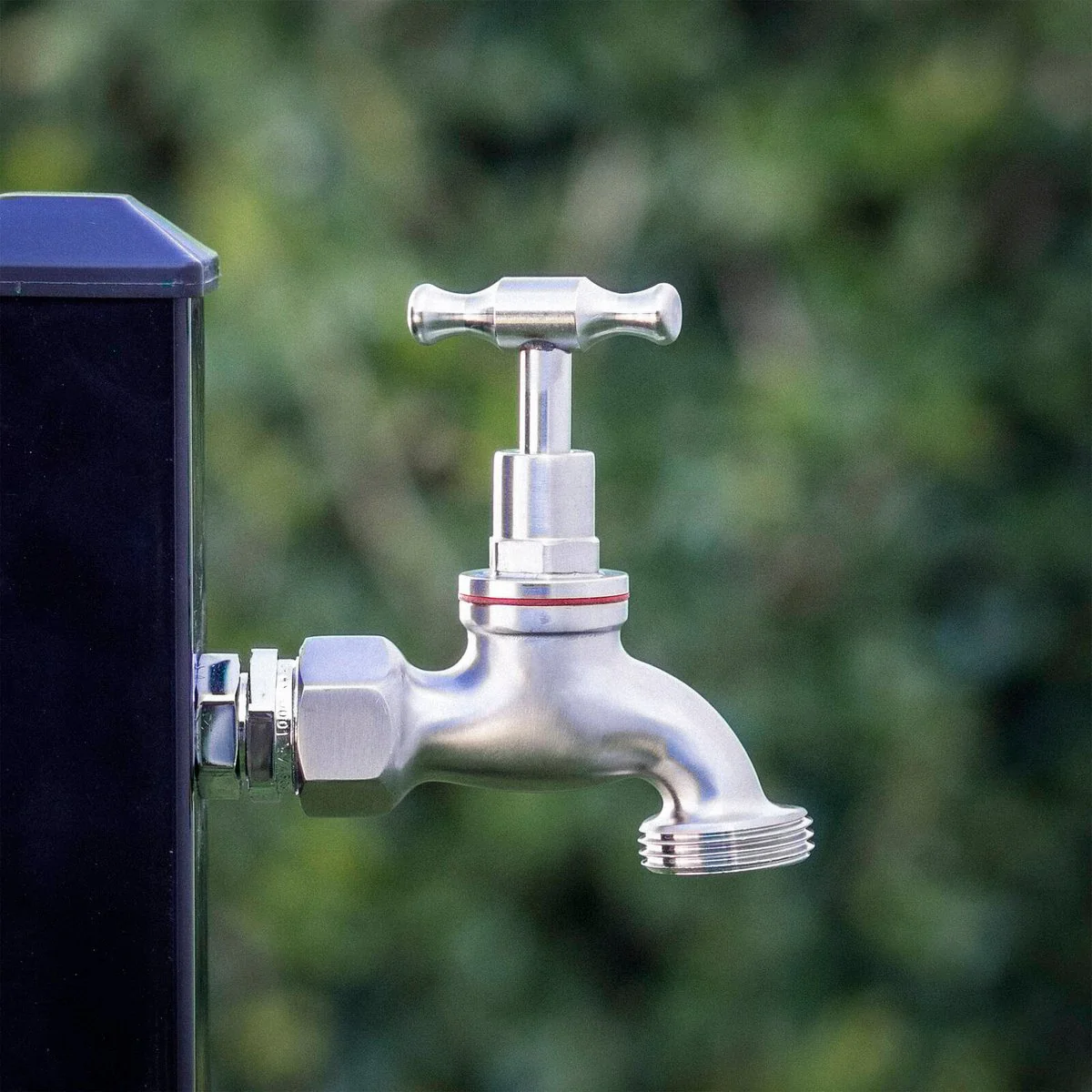 Enduraseal 15mm Stainless Steel Female Garden Tap - Durable - Leak-Free - Image 2