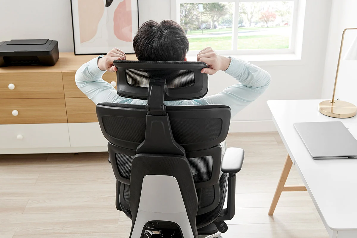 Ergolux Pro Max Ergonomic Mesh Office Chair with Footrest Black - Image 10