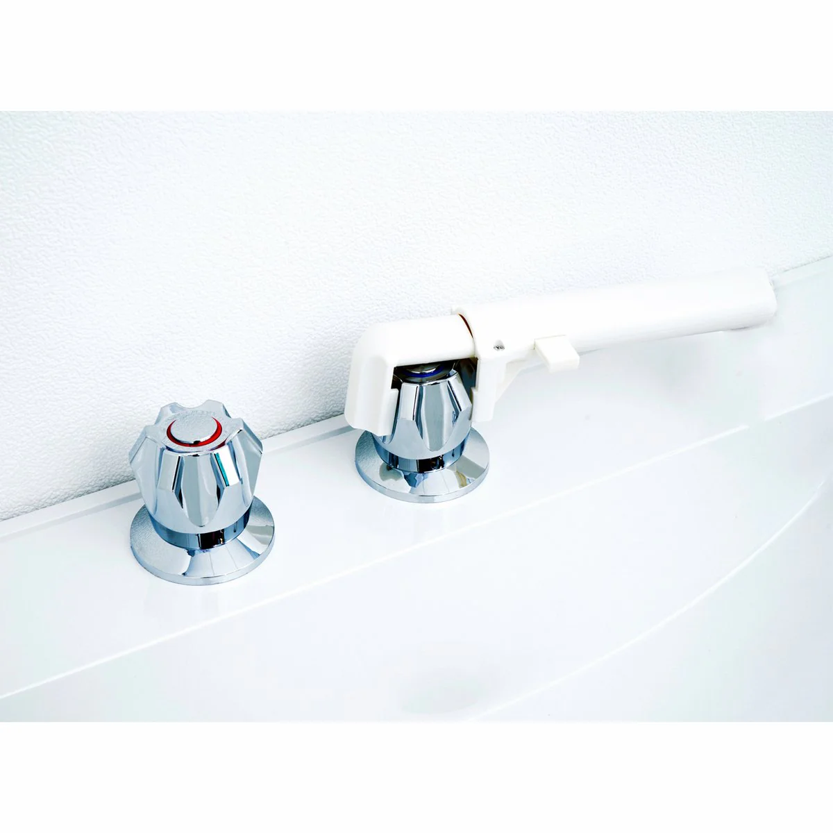 Evekare Dome Handle Tap Turner - 190mm x 54mm x 35mm - White - Image 2