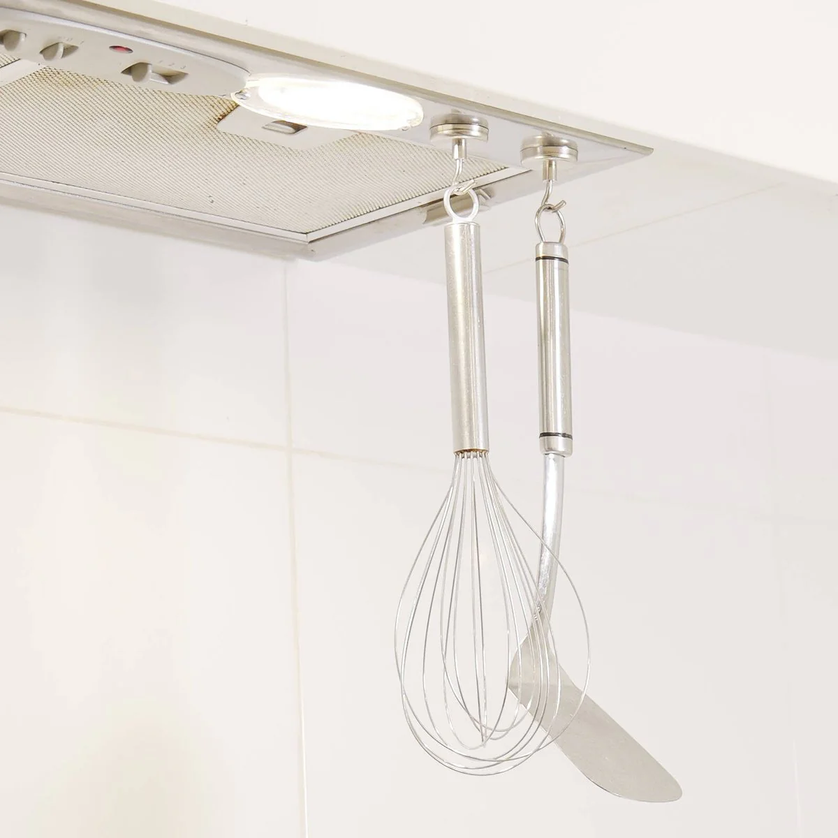 Everhang 35mm Silver Magnetic Hook 10 Pack - Versatile Hanging Solution - Image 3