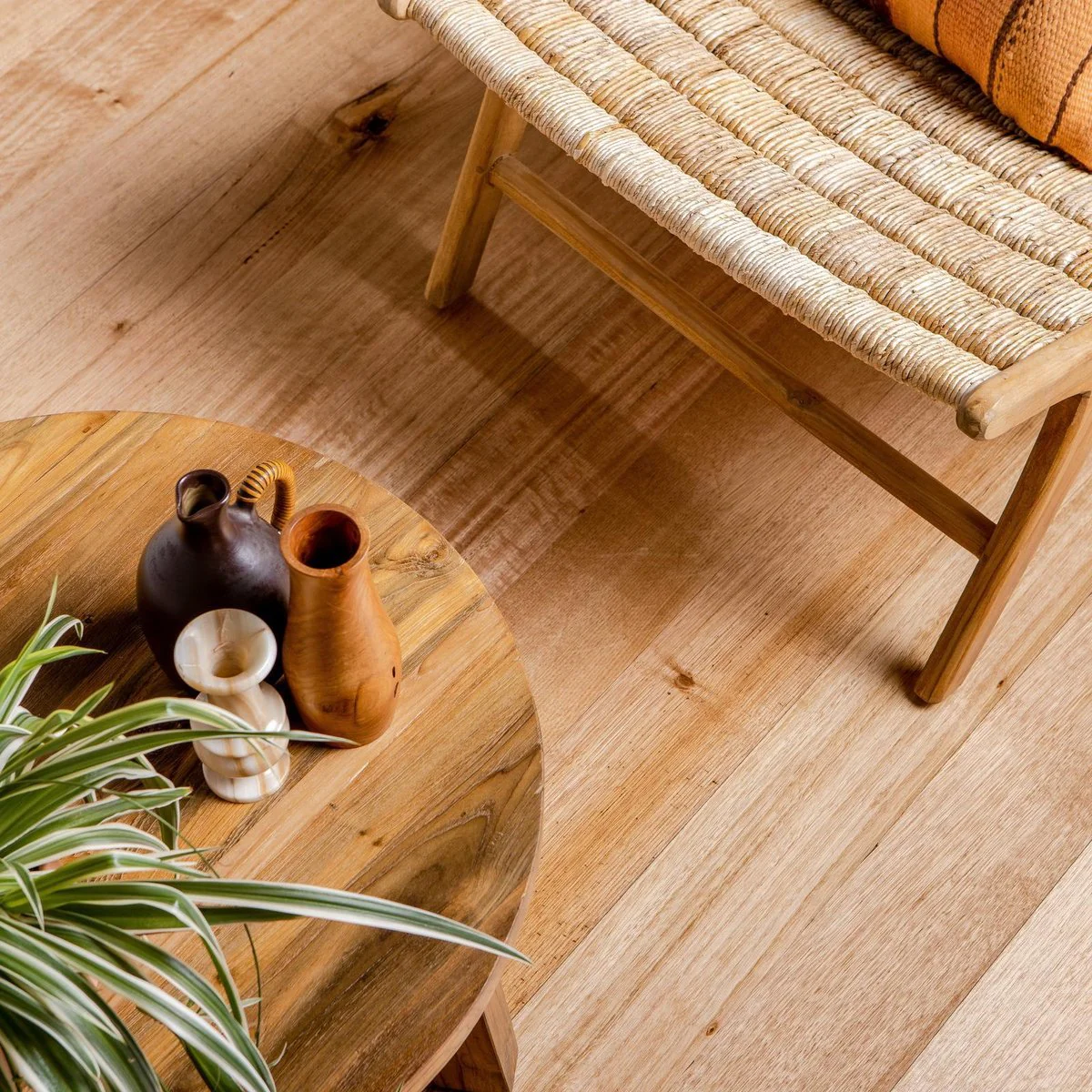 Feast Watson Timber Floor Varnish - 1L - Oil Based - Satin Finish - Image 4