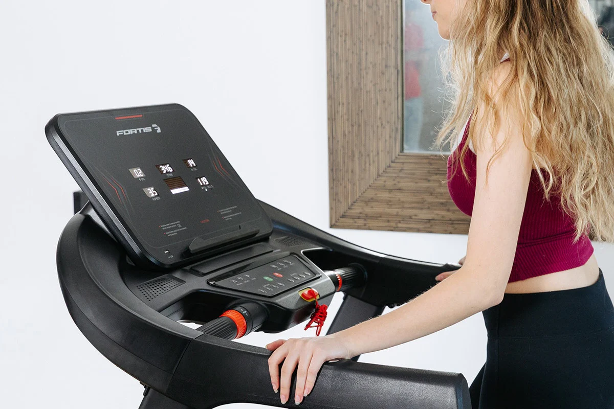 Fortis Foldable Incline Treadmill with 22 Levels & 3.5HP Motor - Image 6