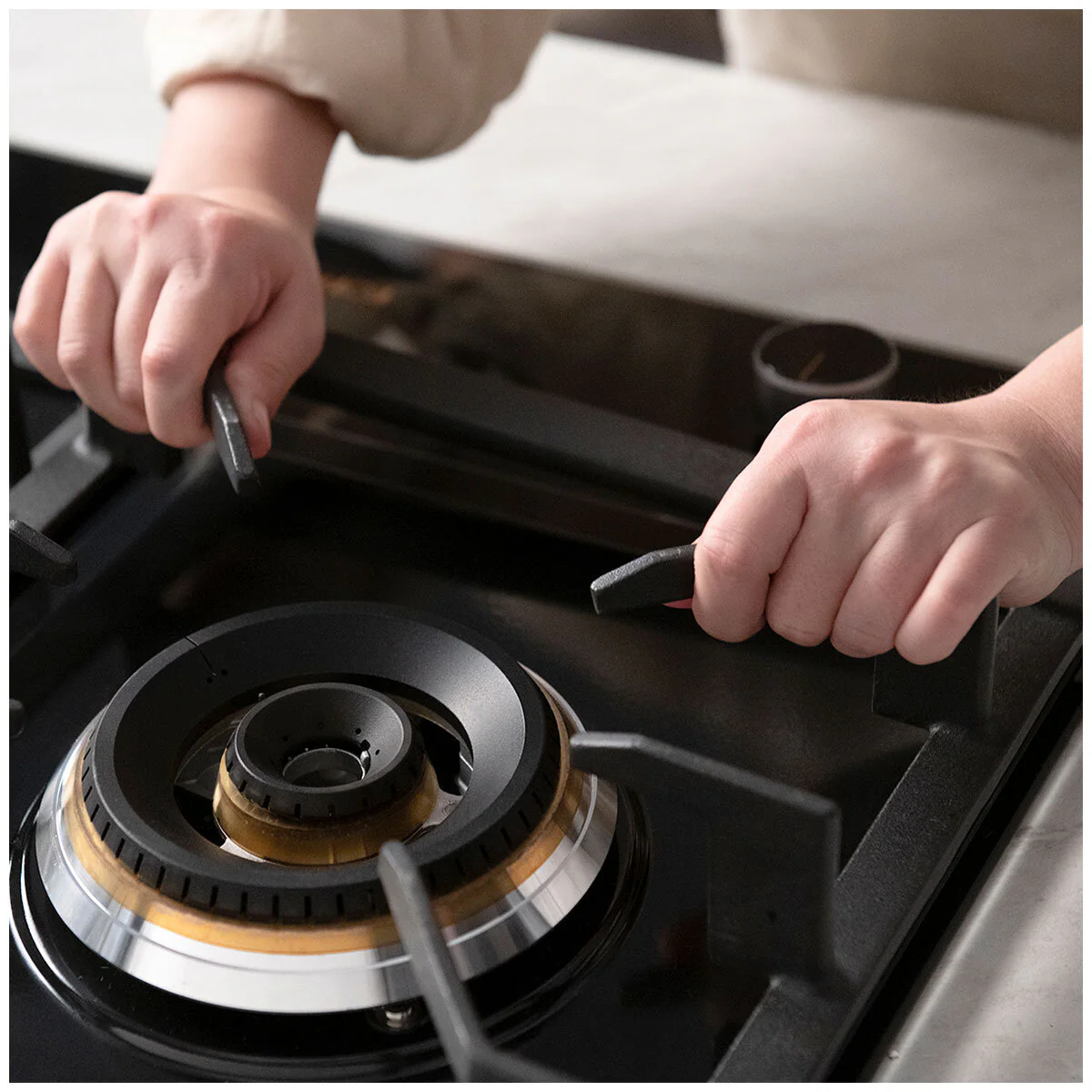 Fotile 3 Burner Glass Cooktop GLG90305 Black Silver Tempered Glass - Image 7