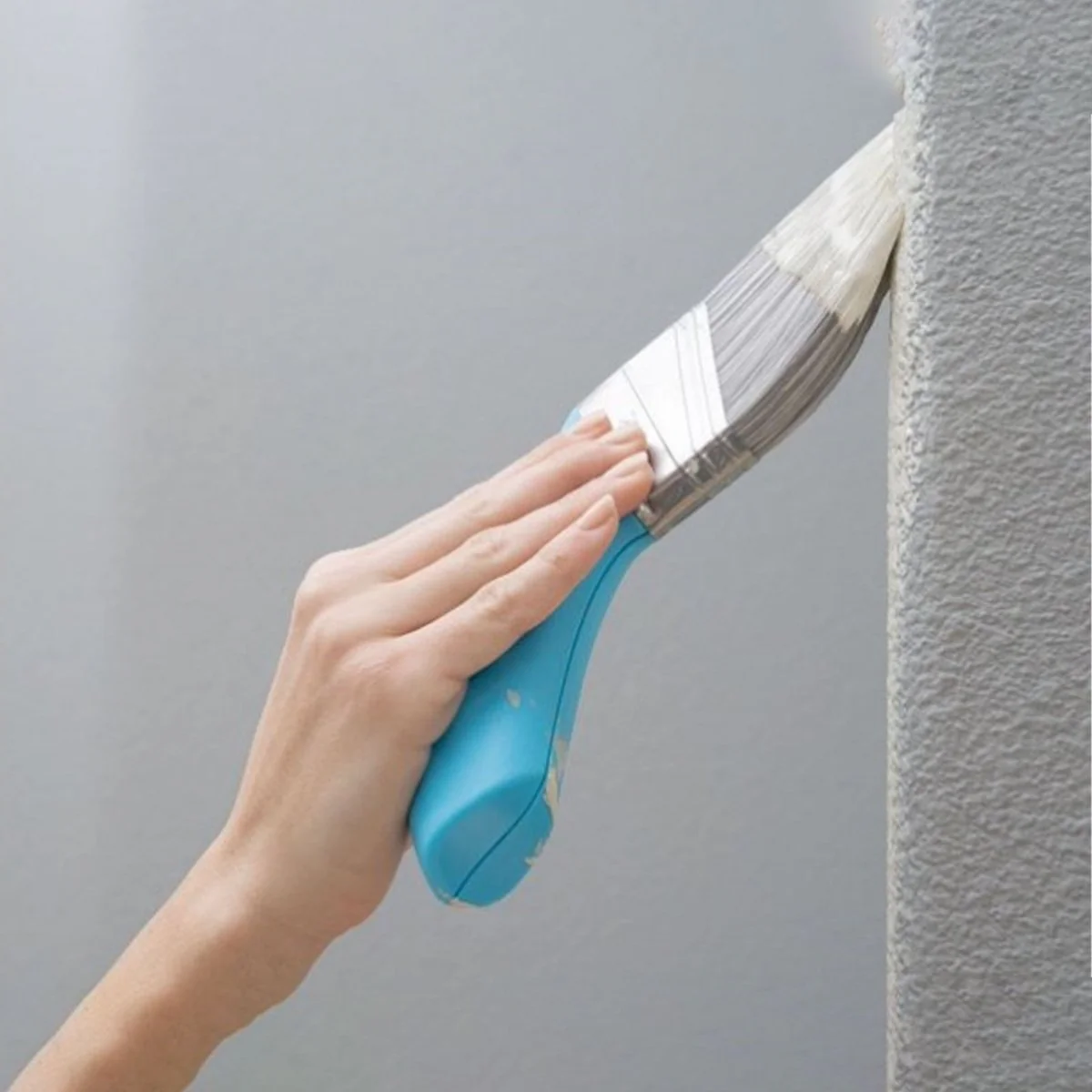 Freeform All Purpose Paint Brush 38mm - Ergonomic Grip - Synthetic Bristles - Image 2