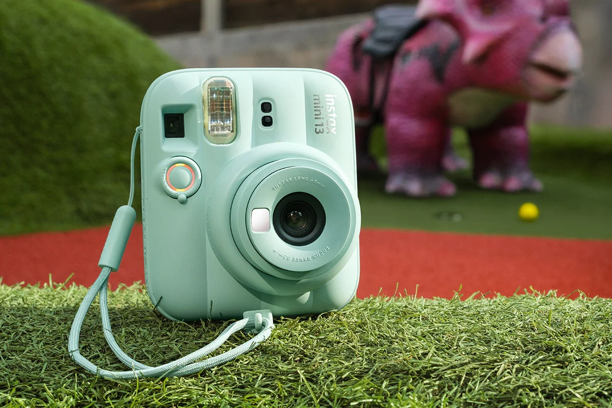Fujifilm Instax Mini 13 Instant Camera Lagoon Green - Image 13