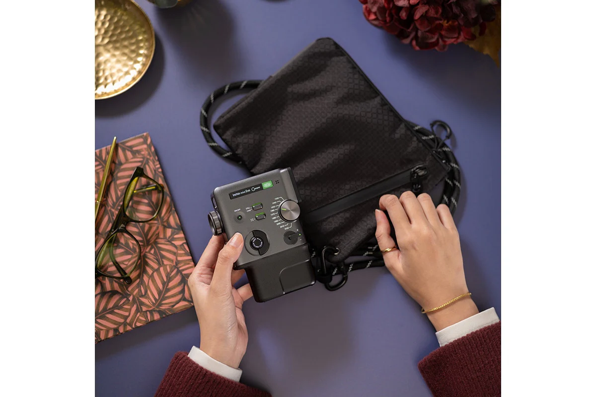Fujifilm Instax Mini EVO Cinema Instant Camera - Image 23