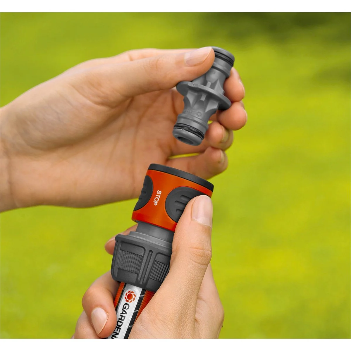 Gardena Hose Coupling - 13mm - High Grade Plastic - UV Stabilised - Image 2