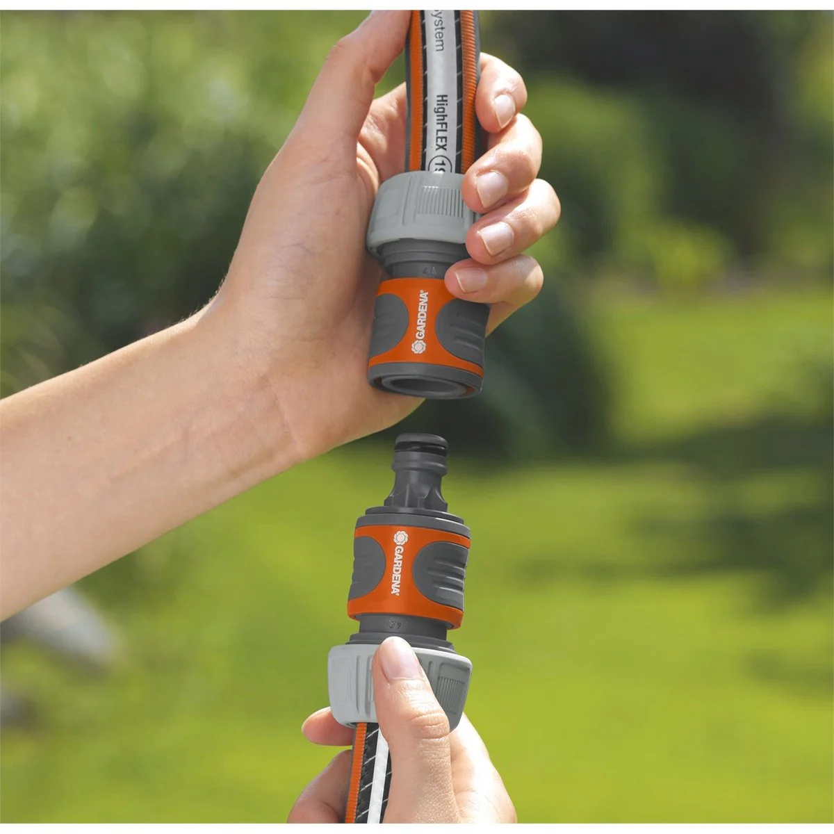 Gardena Hose Coupling - 13mm - High Grade Plastic - UV Stabilised - Image 3