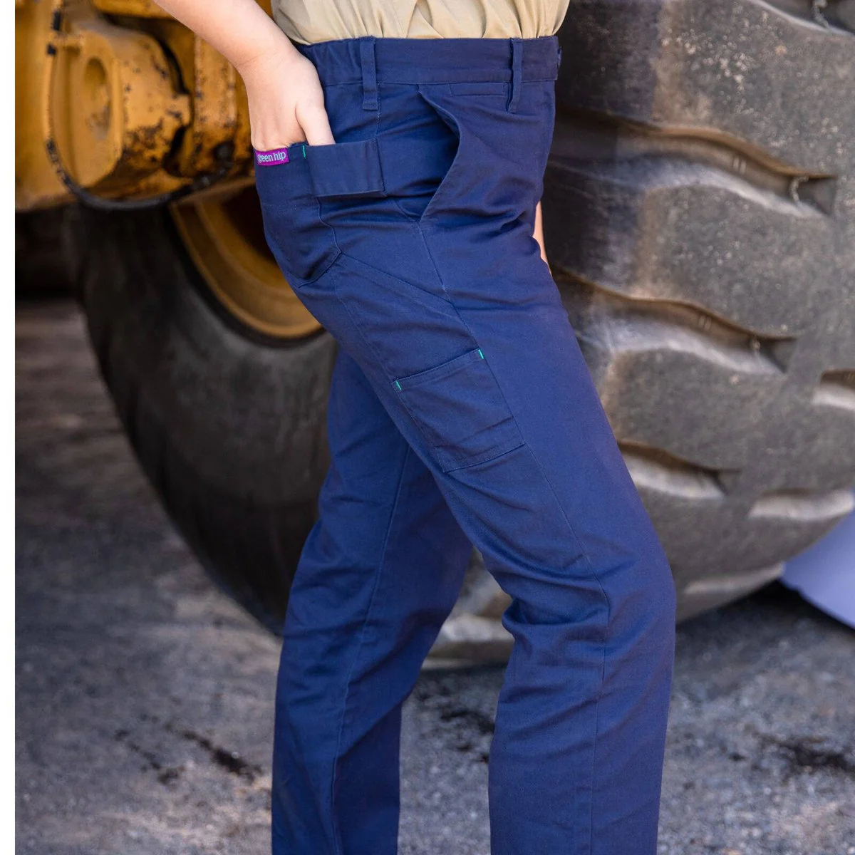 Green Hip Give Cargo Pants - Women's Size 22 - Blue - Adjustable Length - UPF 50+ - Image 5