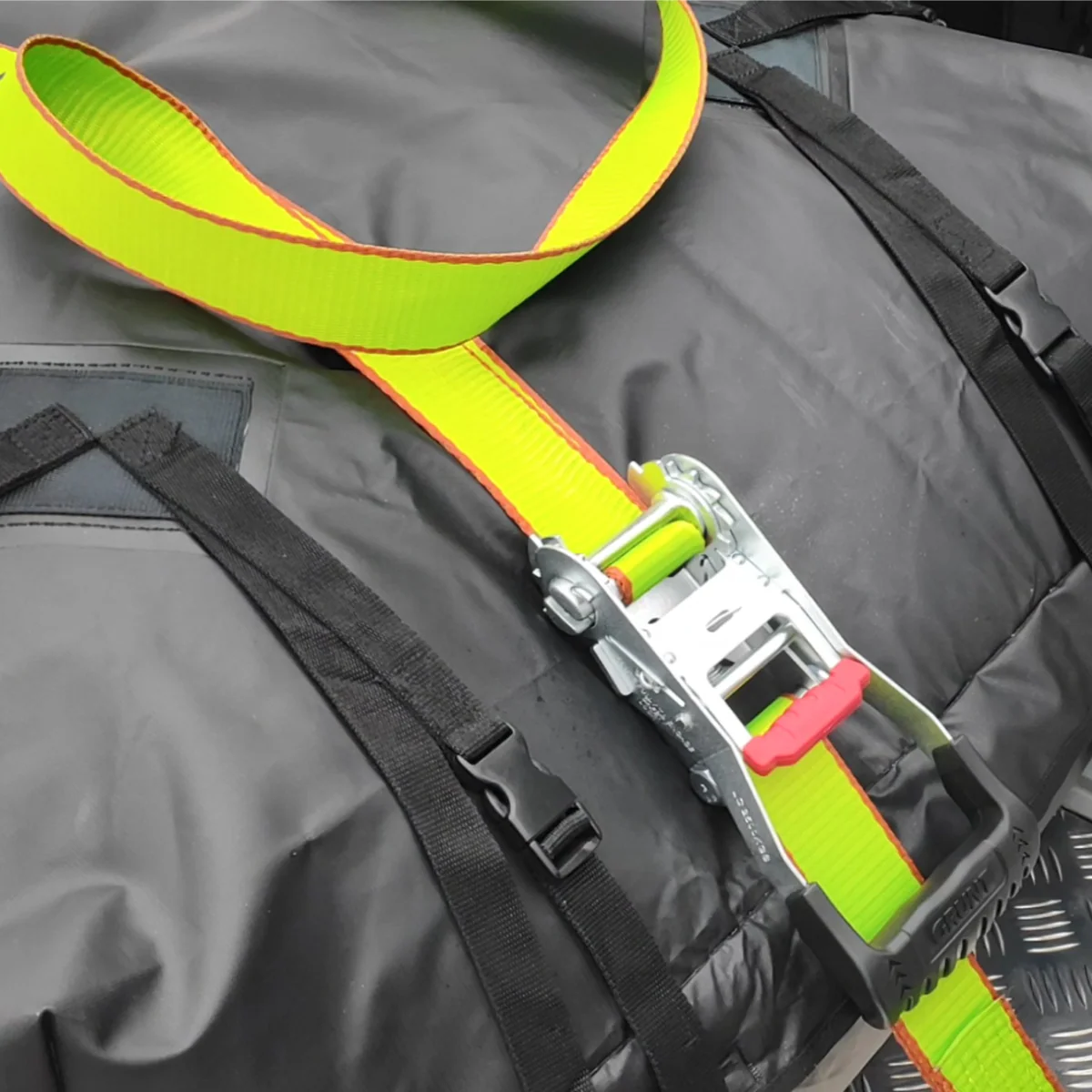 Grunt Ezi Load Ratchet Tie Down 50mm x 9m - 2500kg Capacity - Side Loading - Image 5