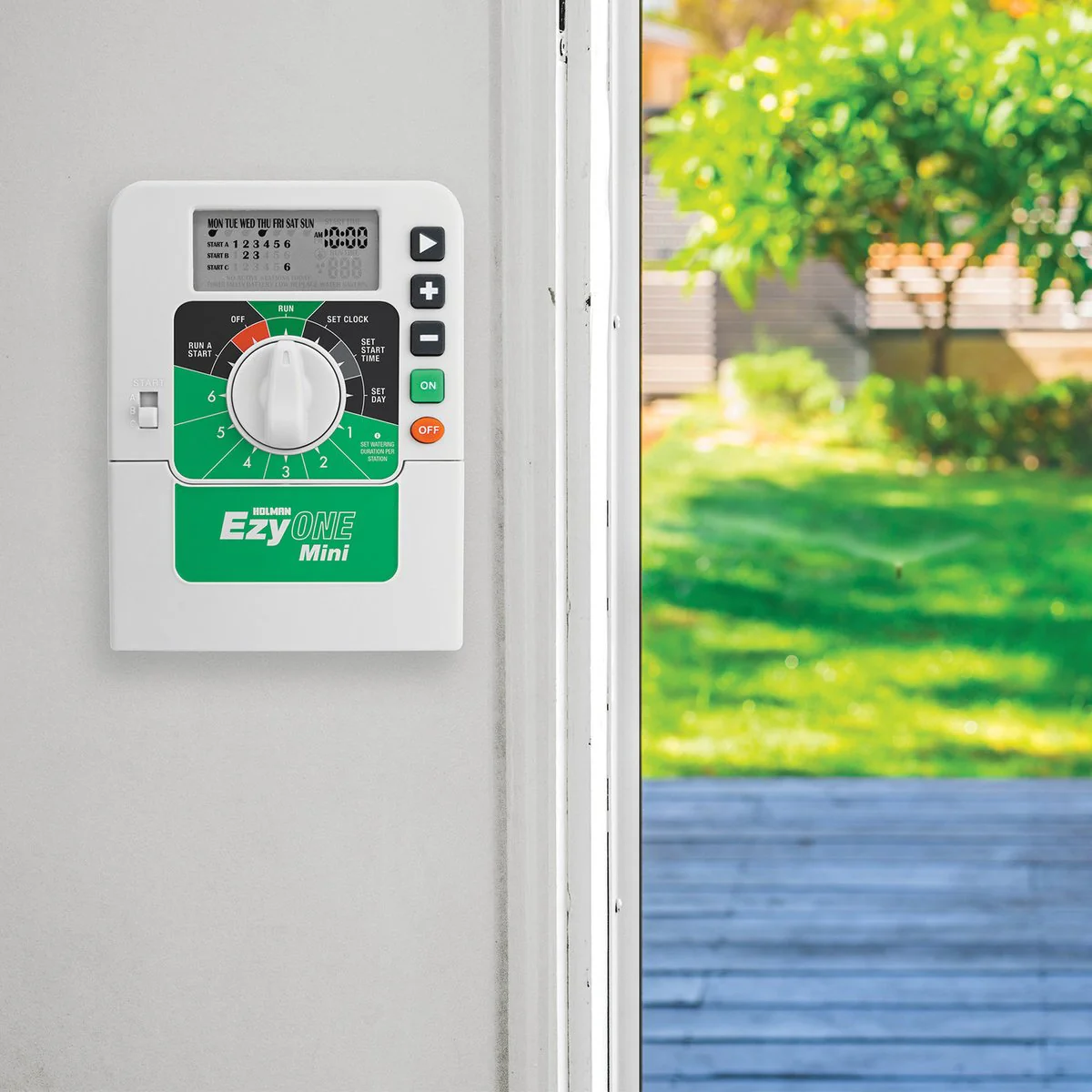 Holman Ezyone Mini 6 Station Irrigation Controller - 30mm x 140mm x 110mm - Grey - Image 2