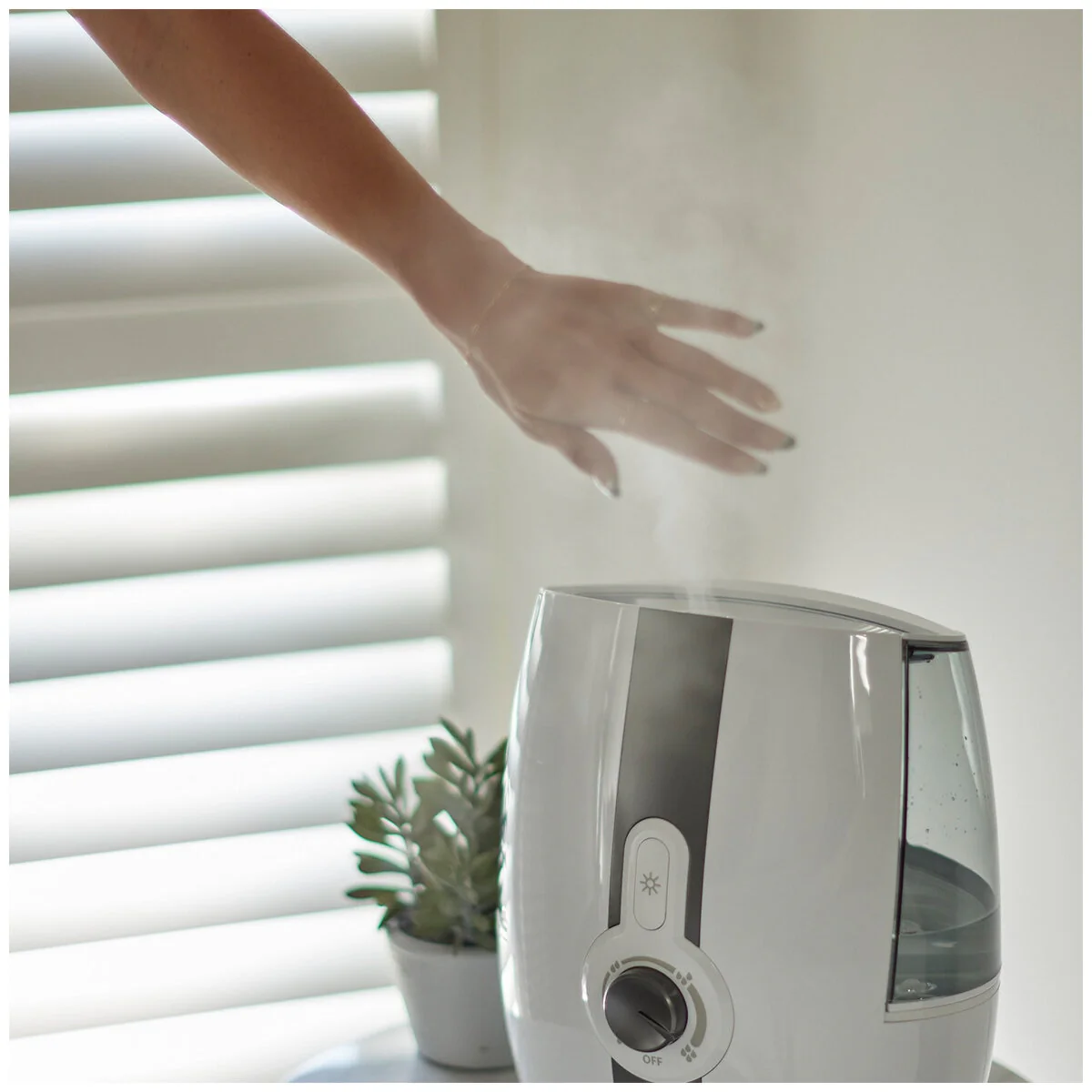 HoMedics Ultrasonic Humidifier UHE-CM65CQ-AU 5.29L Capacity White - Image 6
