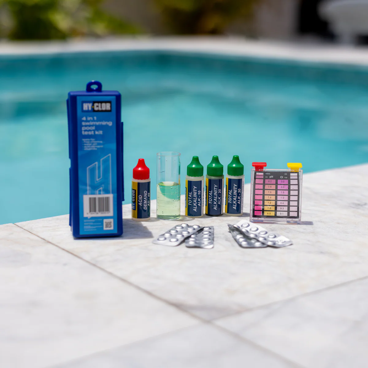 Hy Clor Pool Test Kit - 4 in 1 - Compact - Tests Free Chlorine & pH - Image 2