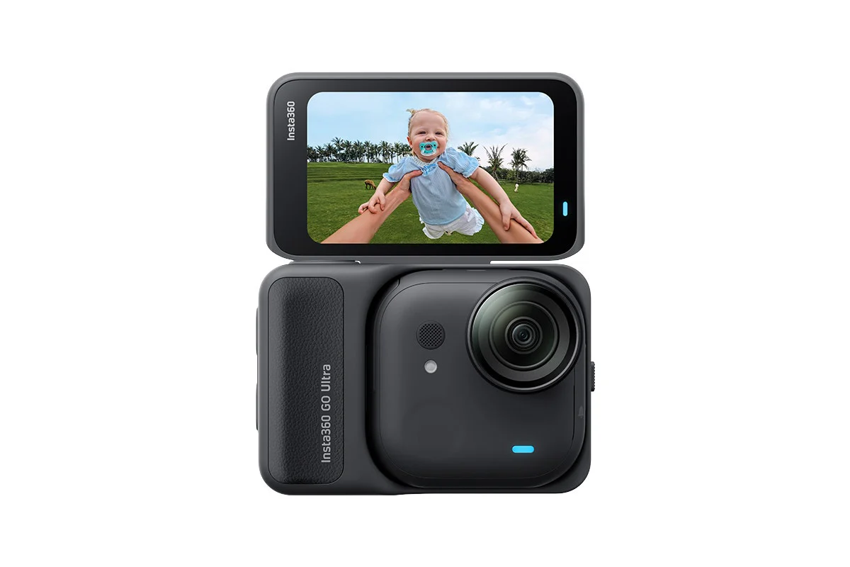 Insta360 GO ULTRA Creator Bundle Black 4K 60fps POV Action Camera - Image 3