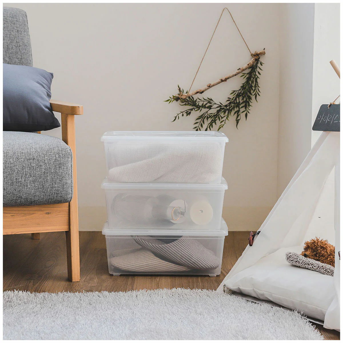 Iris Stackable Storage Box 11 Litre Capacity 8 Pack Clear Plastic - Image 4