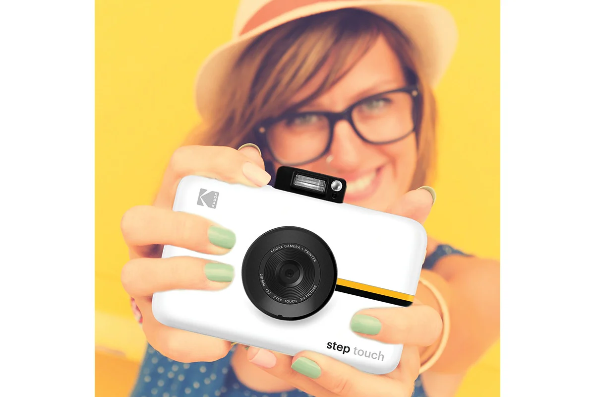 Kodak Step Instant Print Touch Camera White with 10 Sheets - Image 9