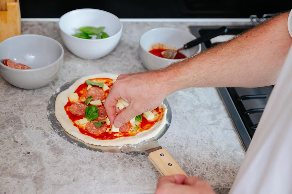 Kogan 12 Inch Electric Pizza Oven with Stone 2200W 7 Presets - Image 4