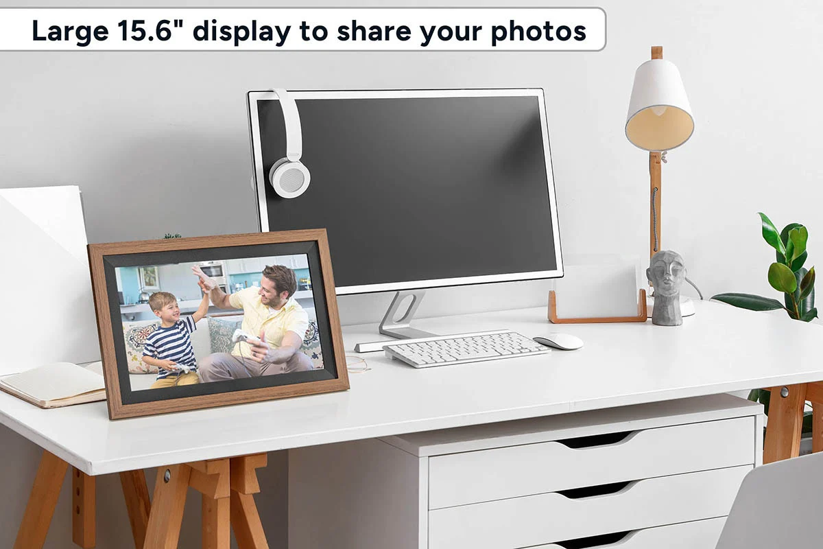 Kogan 15.6" Wi-Fi Digital Photo Frame with Touchscreen & Frameo App - Image 5