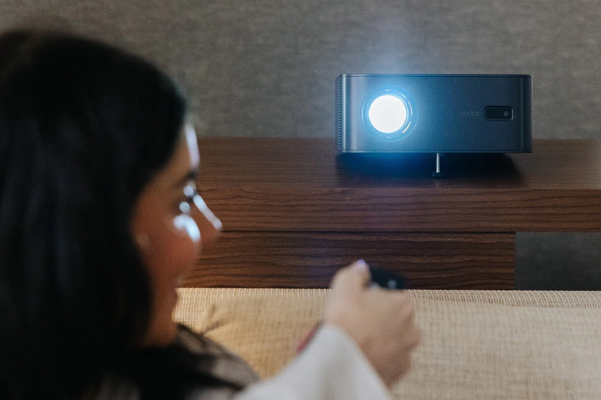 Kogan Smart AI Google TV Projector 120 Inch Dolby Audio - Image 5