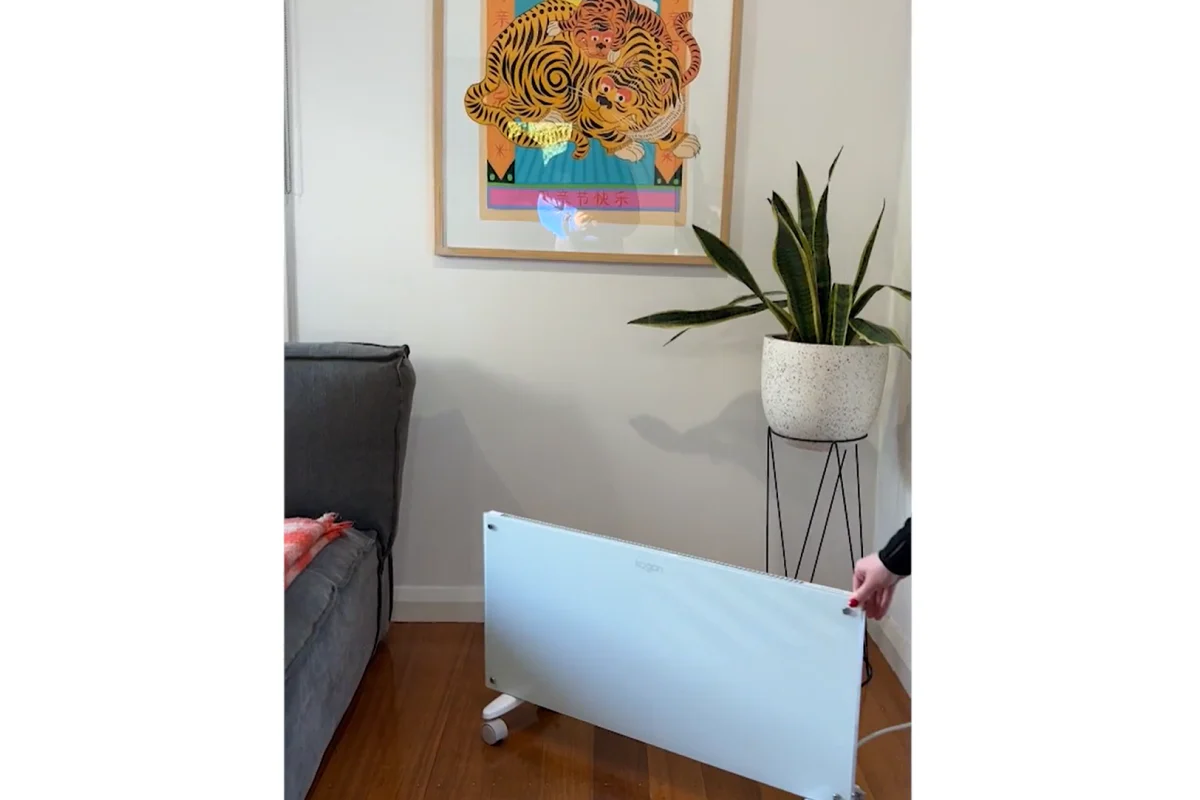 Kogan SmarterHome 1500W Premium Glass Panel Heater White - Image 3